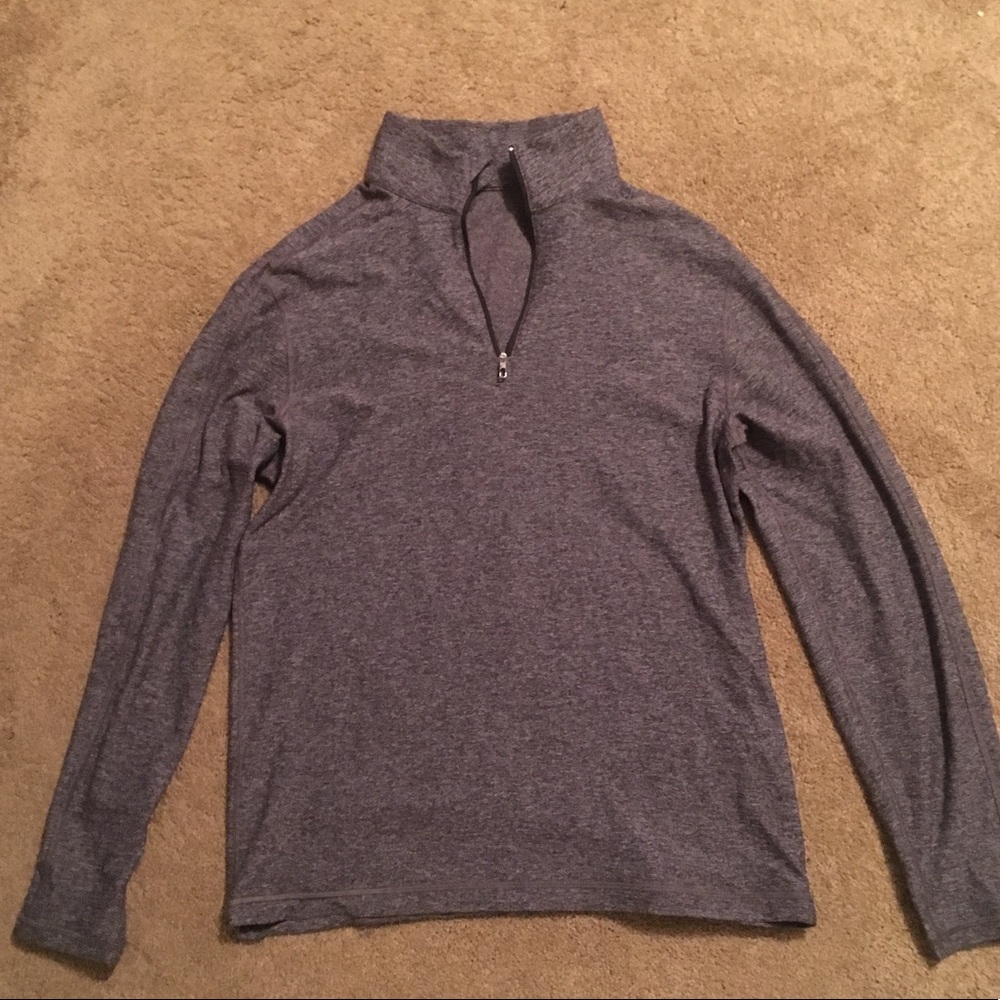 Lulu lemon half zip size L